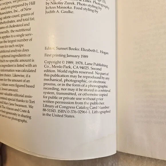 Sunset Wok Cook Book Stir-Frying Deep-Frying Steaming 1989 ISBN 0-376-02964-1 - Picture 3 of 3
